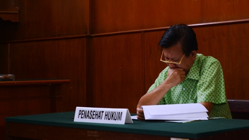 Pujiono Sutikno, pemilik dealer Suzuki Kalisari menuntut keadilan atas gugatan perdata kepada dirinya senilai Rp. 3,5 miliar. (FOTO : parlin/surabayaupdate.com)