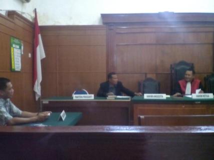 Sidang praperadilan yang digelar di Pengadilan Negeri (PN) Surabaya dengan agenda replik atas jawaban termohon.