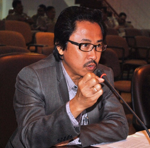 Baktiono, anggota DPRD Kota Surabaya yang keras menentang penghapusan SKTM bagi warga miskin Surabaya. 